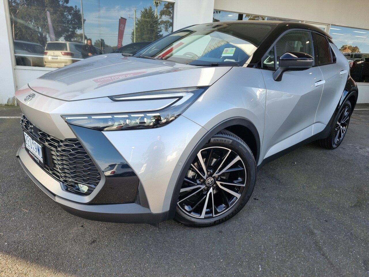 2025 Toyota C-HR Koba 2WD in Two Tone Silver