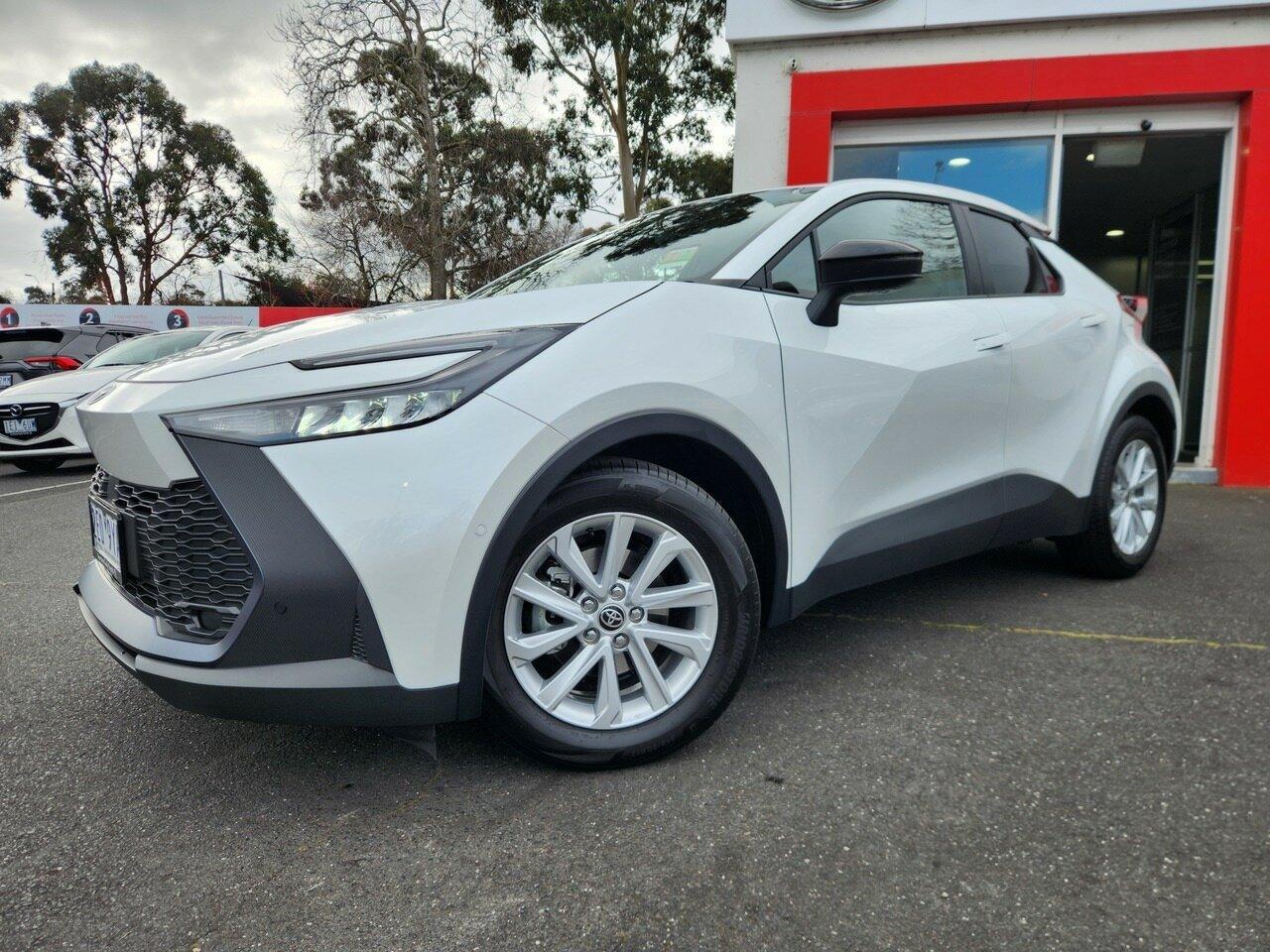2026 Toyota C-HR GXL-2WD in White