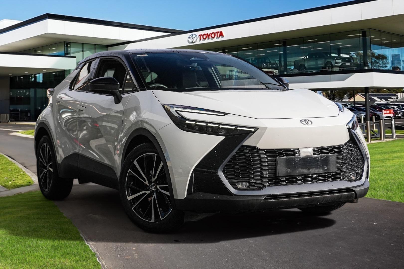2024 Toyota C-HR Koba 2WD in Two Tone White