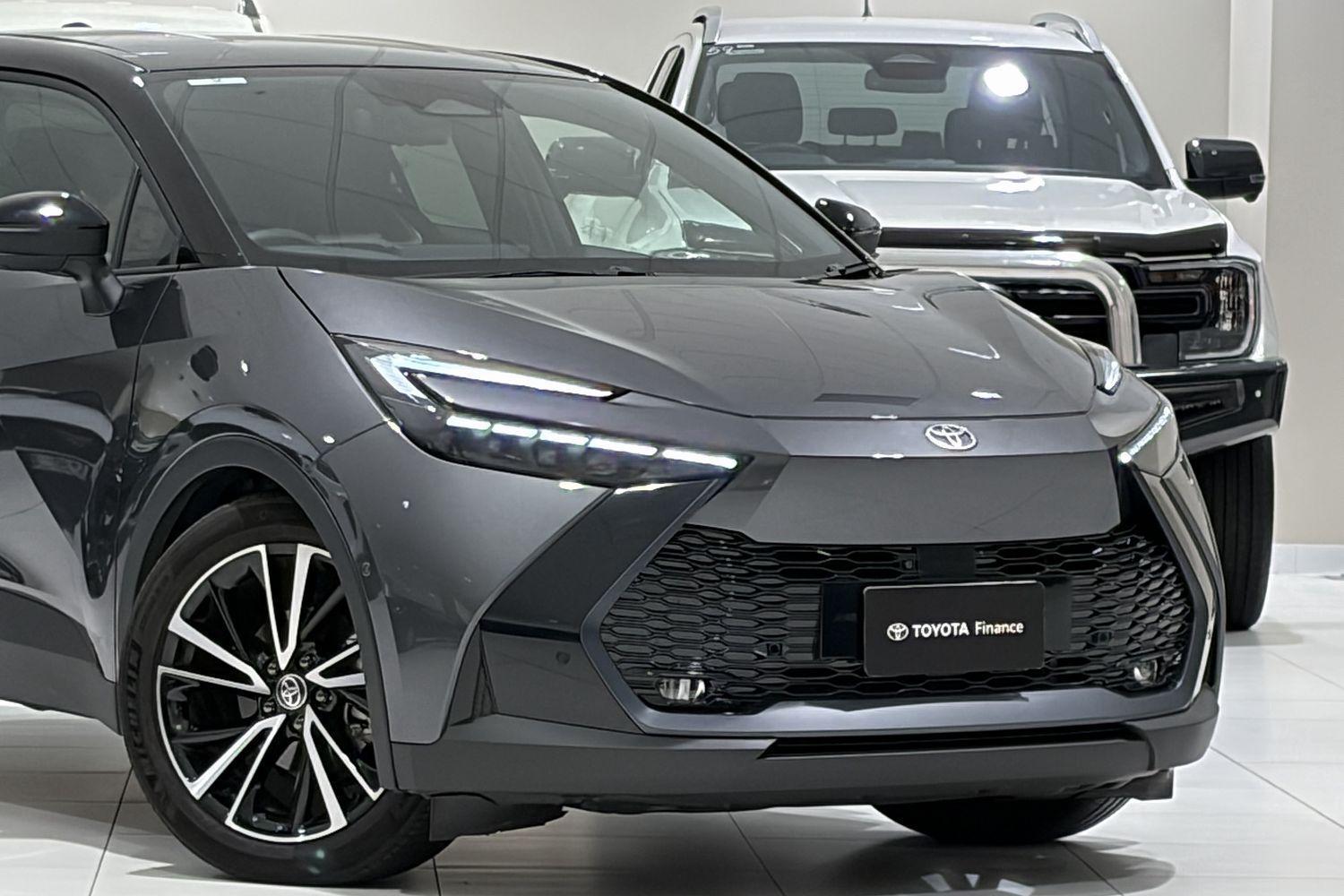 2024 Toyota C-HR Koba 2WD in Two Tone Black