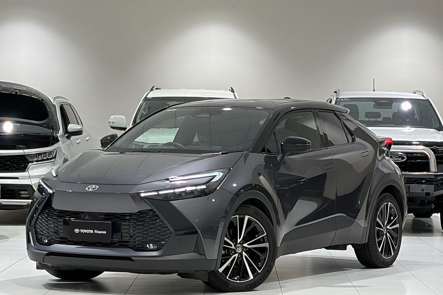 2024 Toyota C-HR Koba 2WD in Two Tone Black
