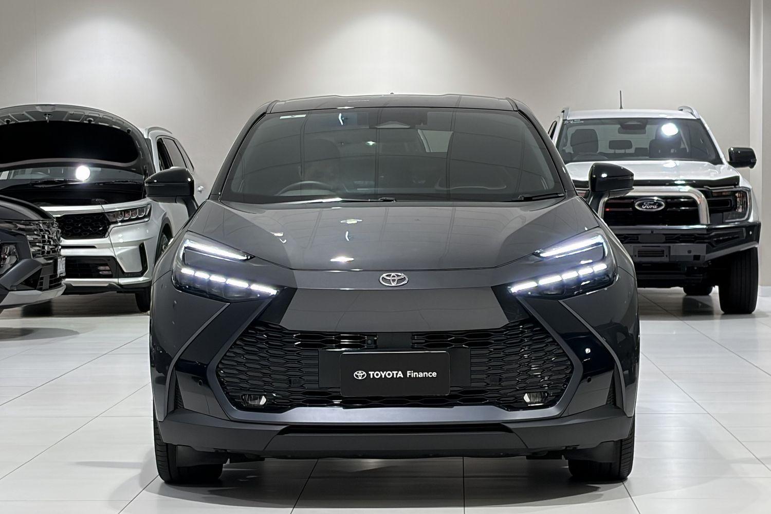 2024 Toyota C-HR Koba 2WD in Two Tone Black