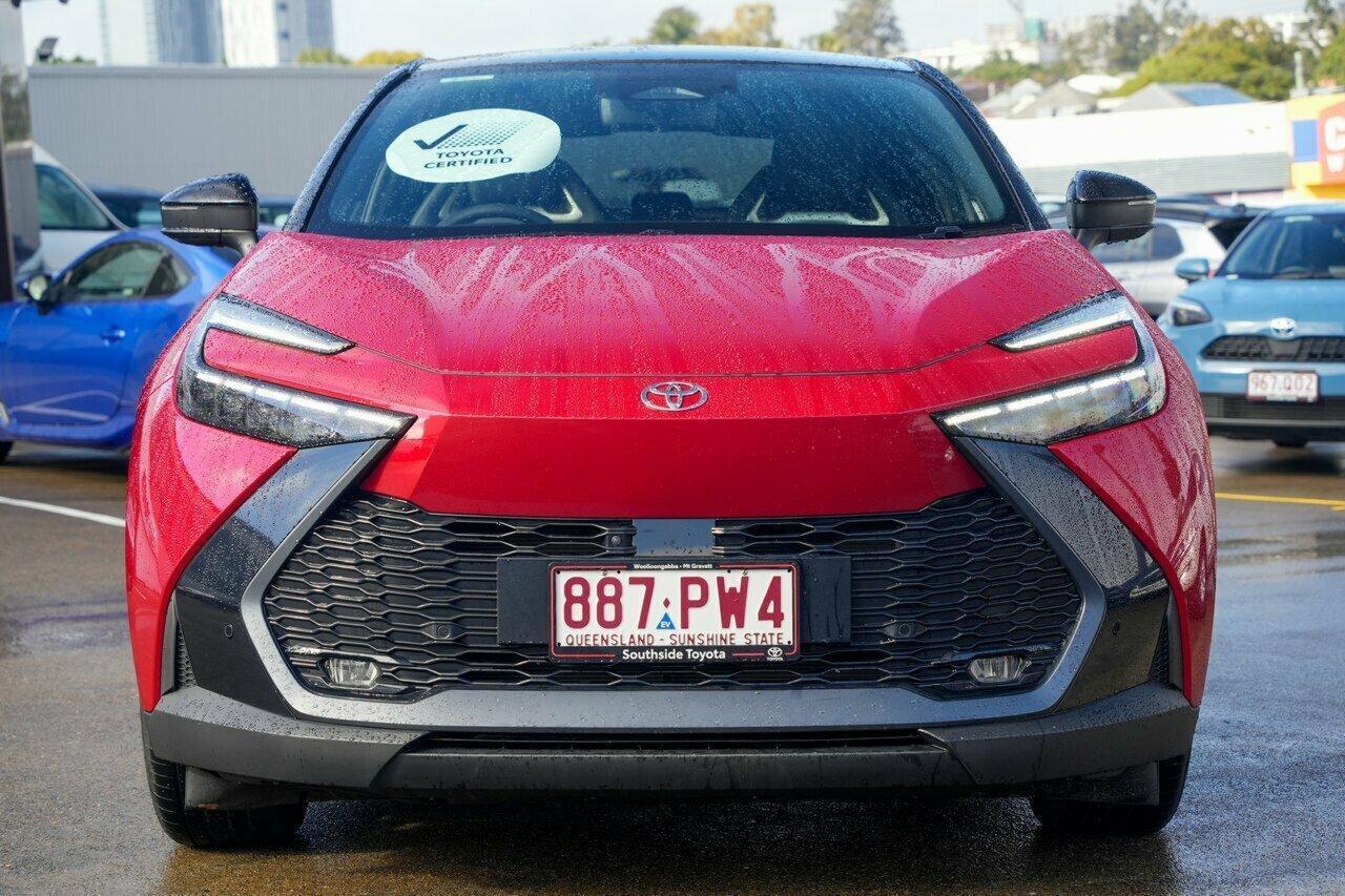 2025 Toyota C-HR Koba 2WD in Two Tone Red
