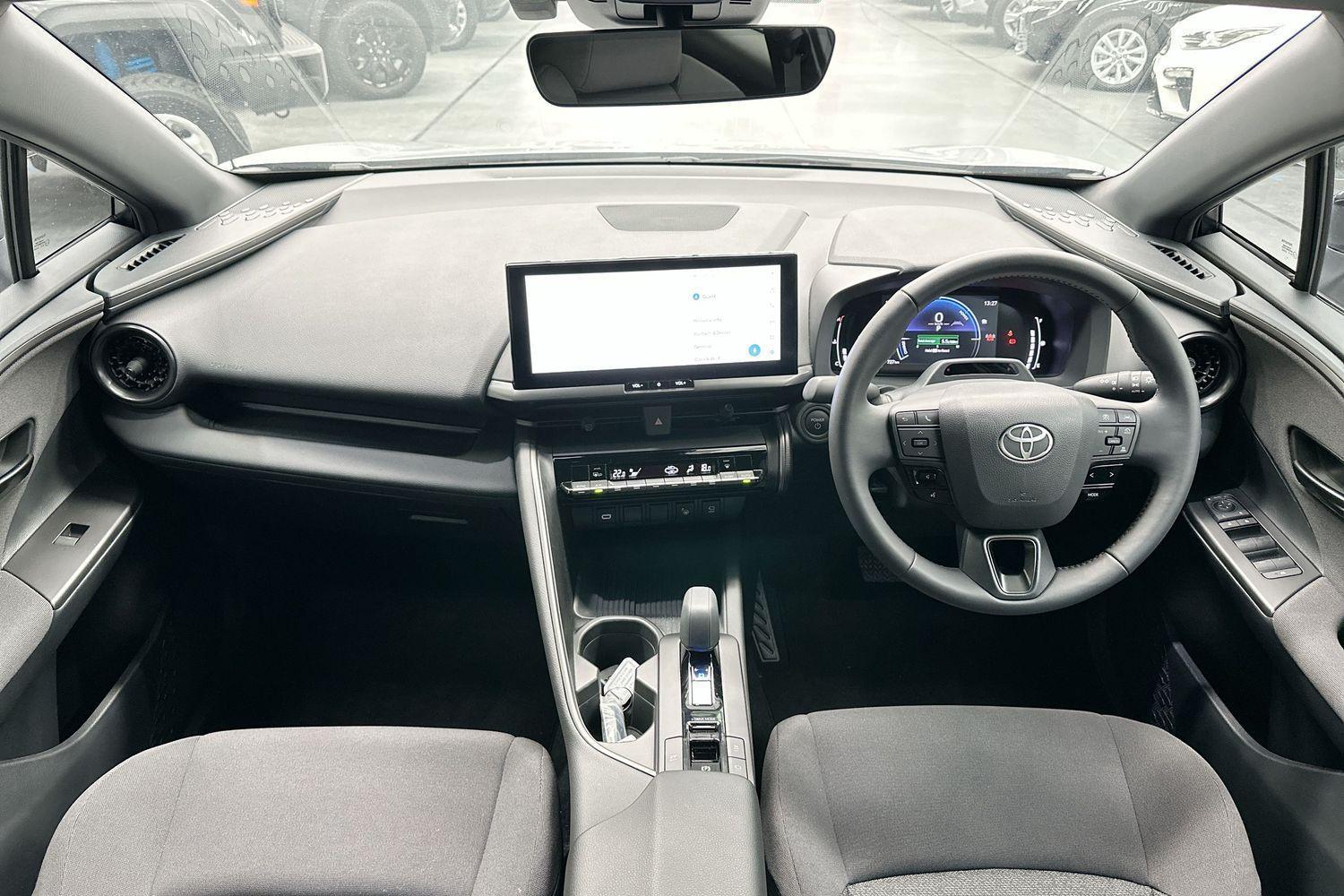 2026 Toyota C-HR GXL-2WD in Silver
