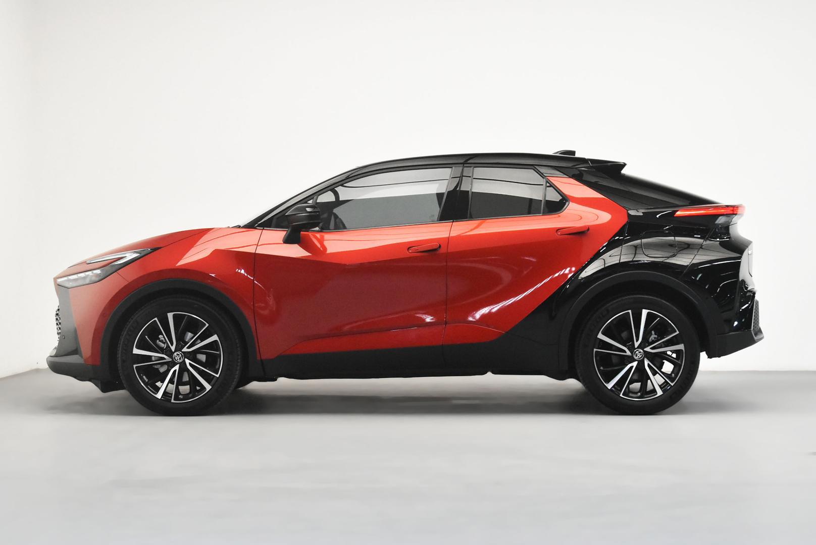 2024 Toyota C-HR Koba 2WD in Two Tone Red