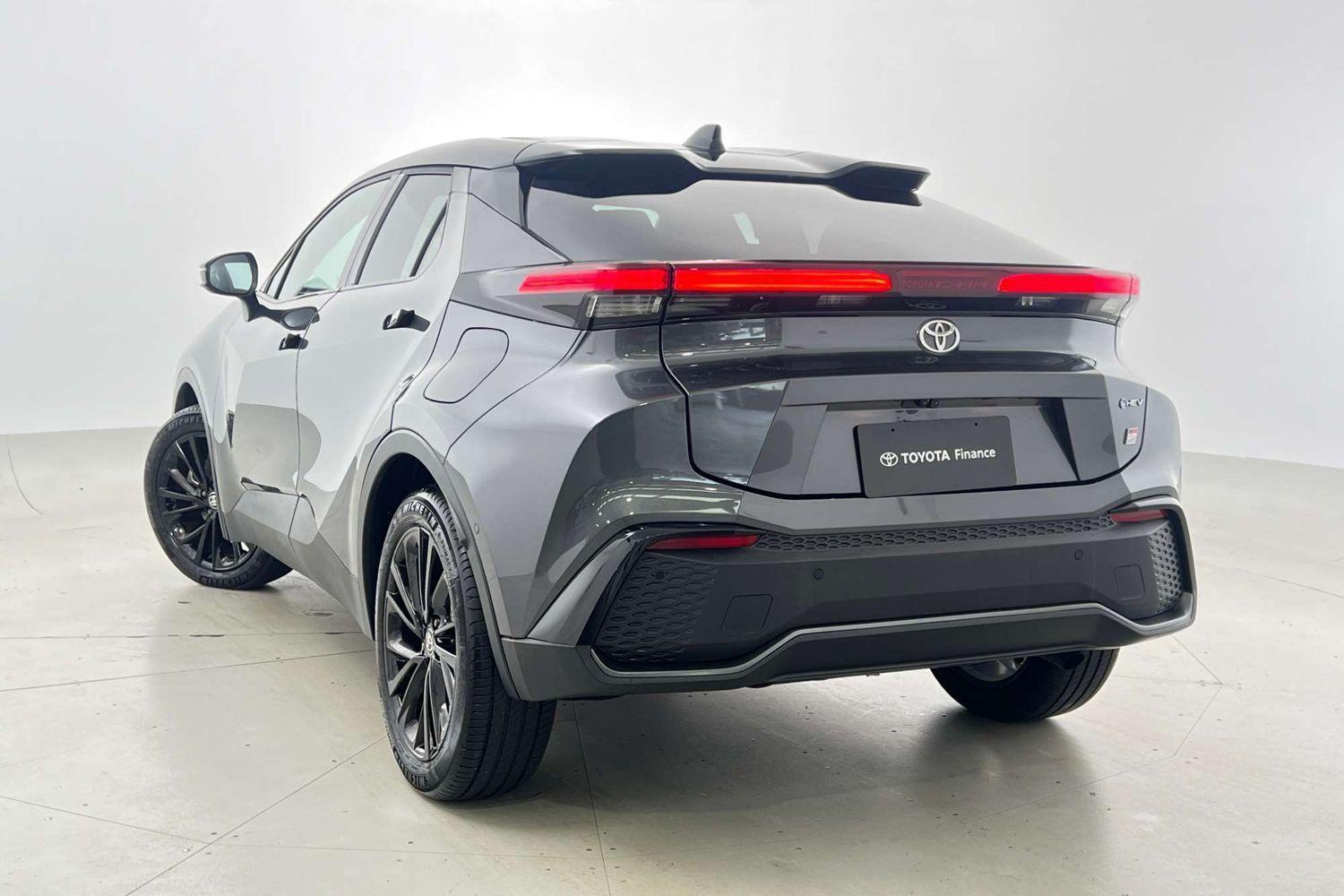 2025 Toyota C-HR GR-S in Two Tone Black
