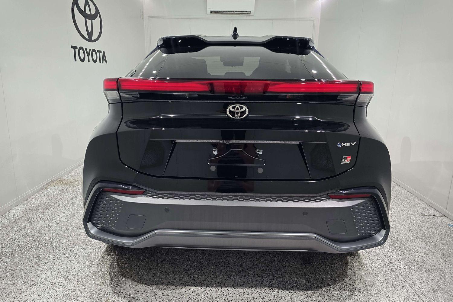 2023 Toyota C-HR GR-S in White