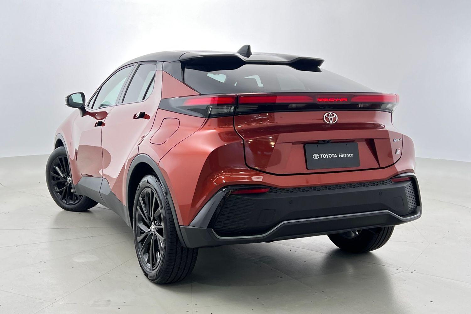 2025 Toyota C-HR GR-S in Copper Two Tone