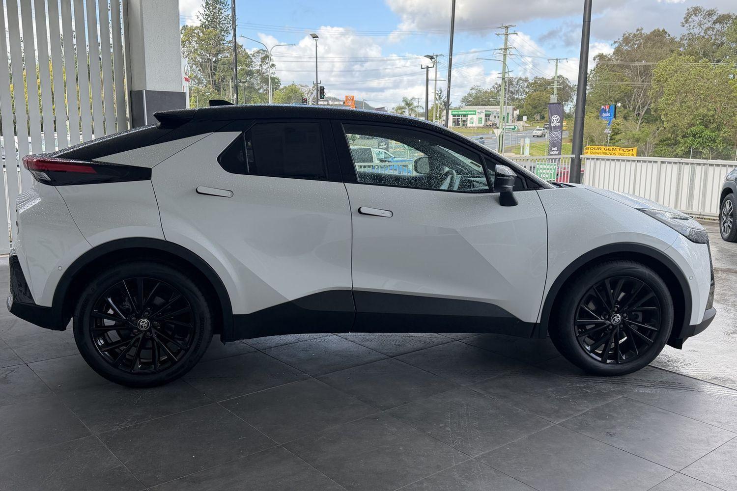 2023 Toyota C-HR GR-S in Two Tone White