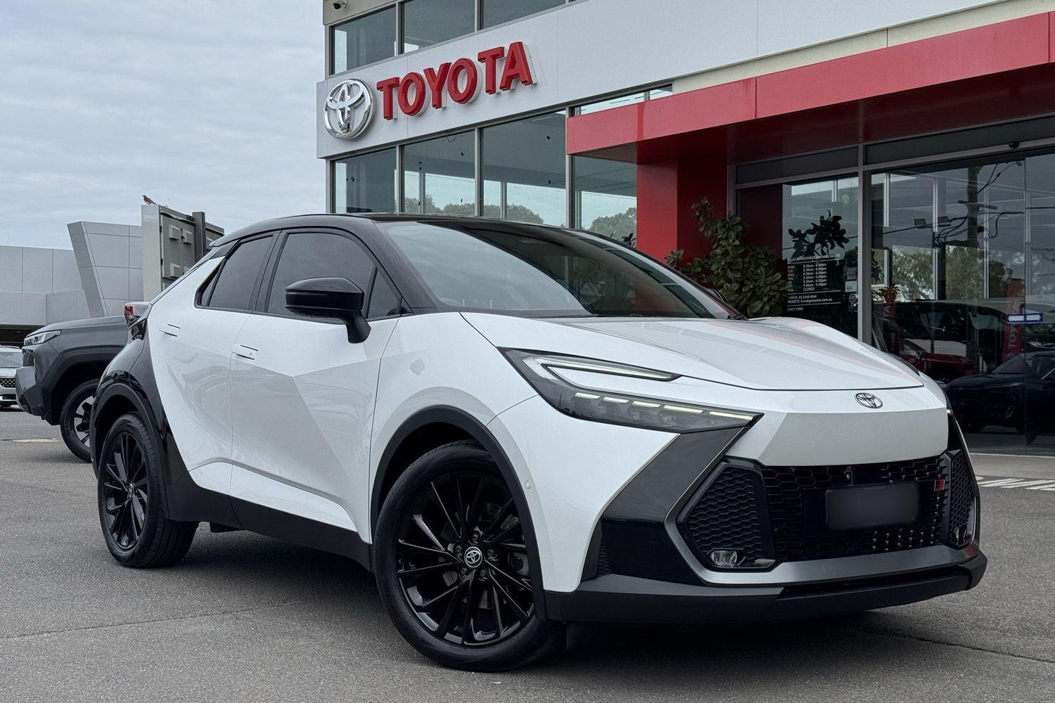 2023 Toyota C-HR GR-S in Two Tone White
