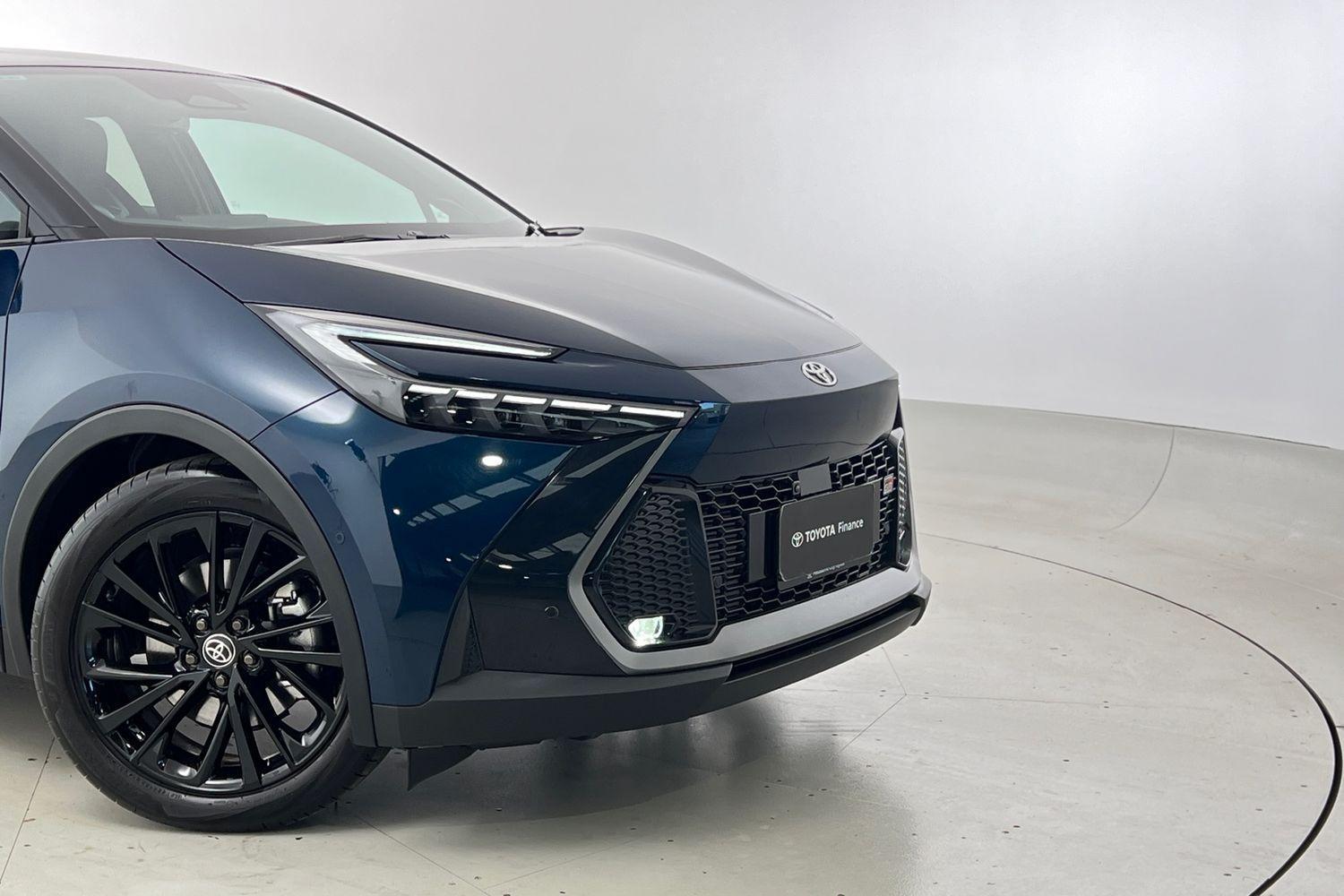 2024 Toyota C-HR GR-S in Two Tone Green