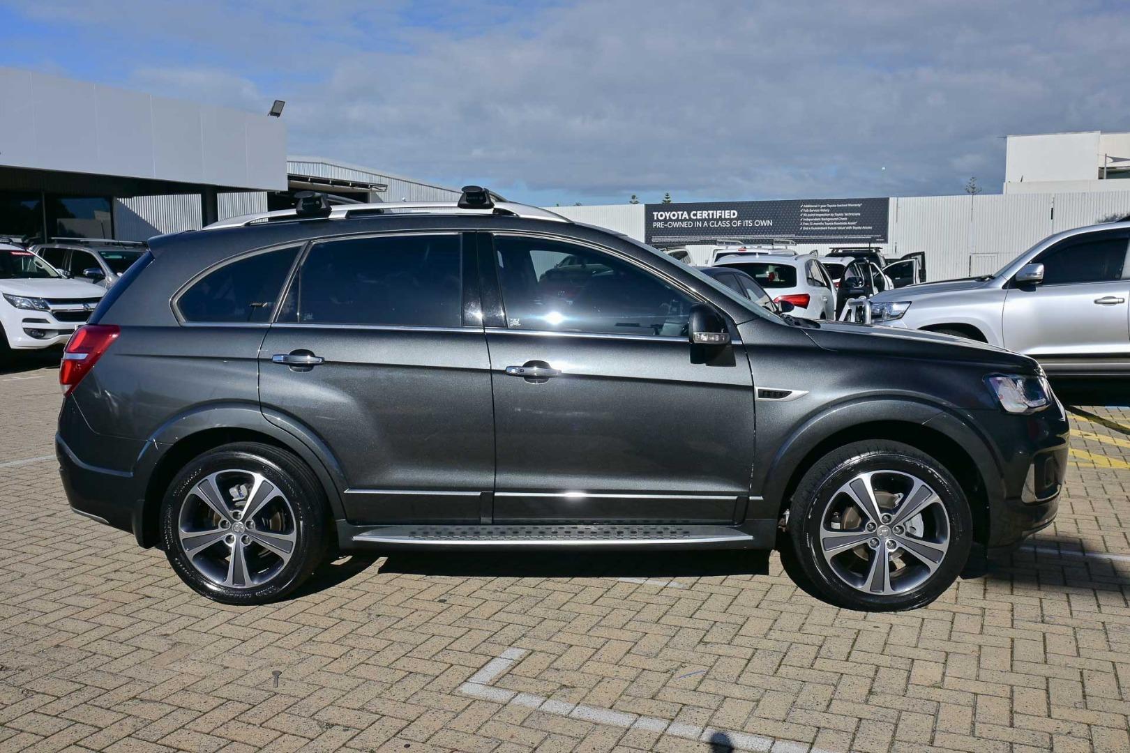 2016 Holden Captiva LTZ in Grey