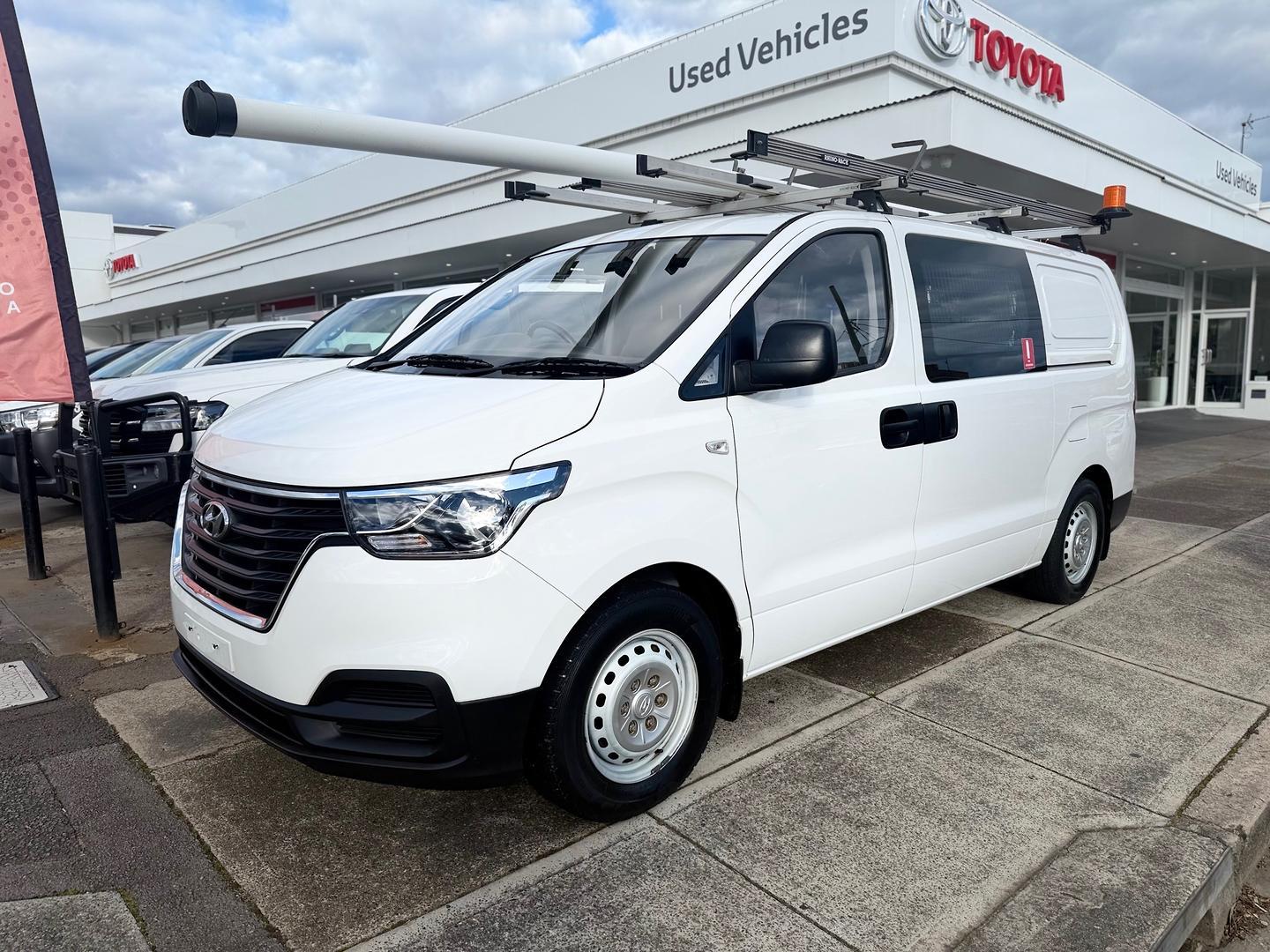2018 Hyundai iLoad Base in White