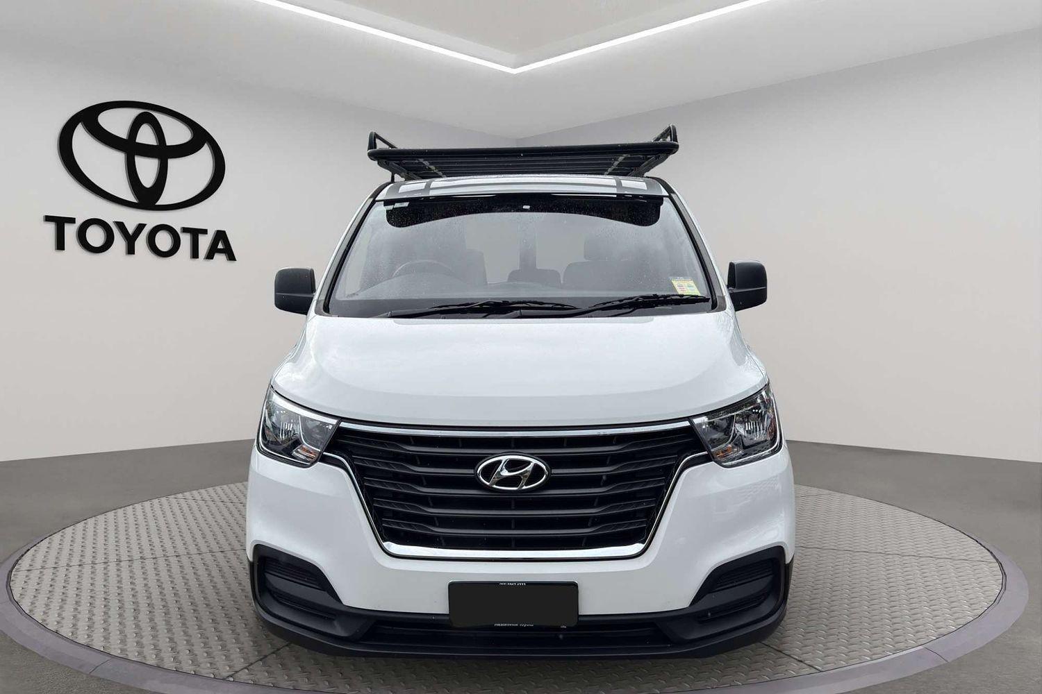 2018 Hyundai iLoad Base in White