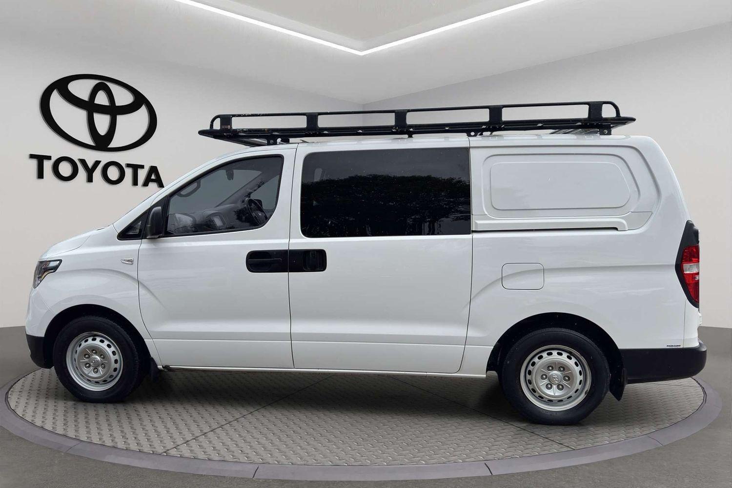 2018 Hyundai iLoad Base in White