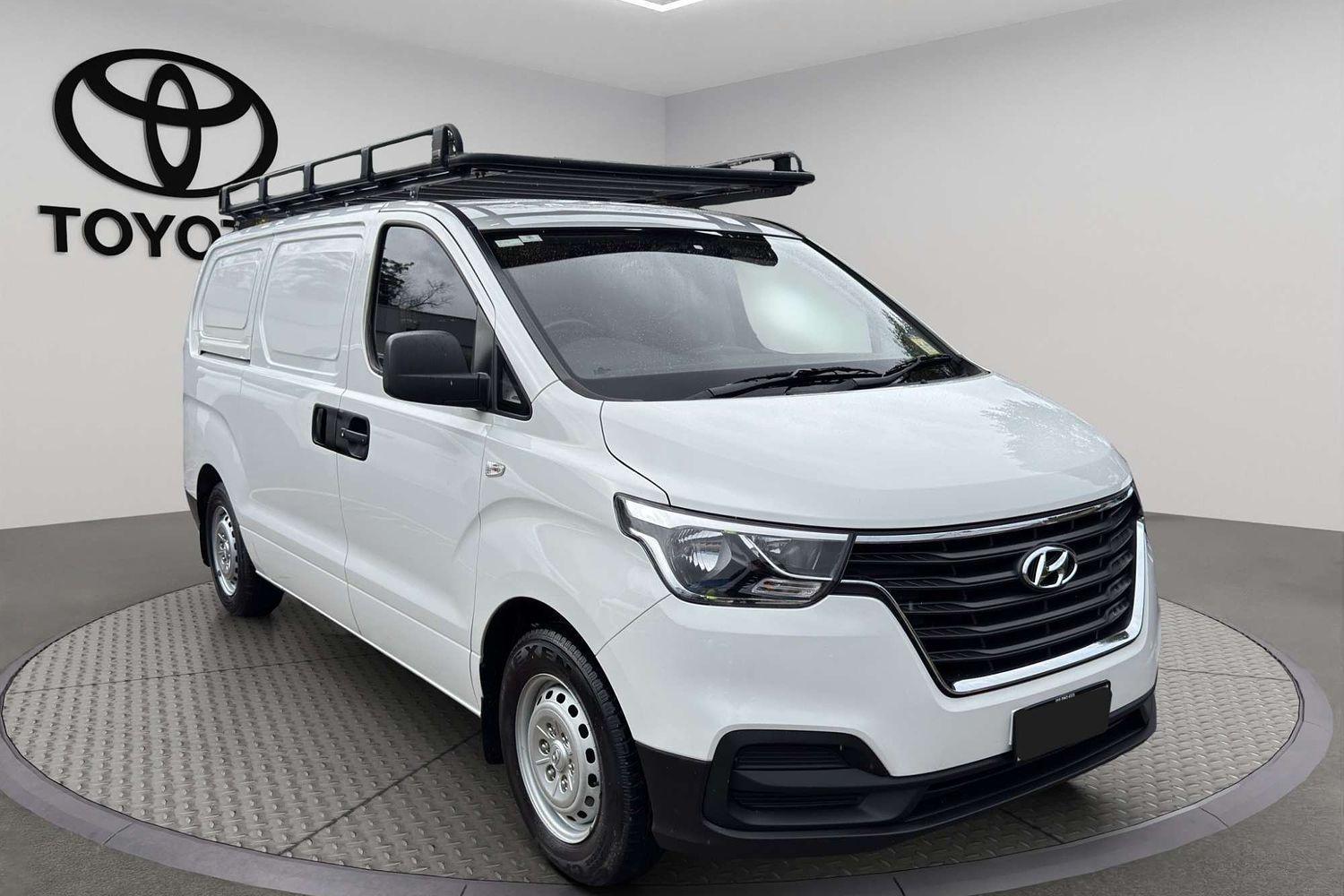 2018 Hyundai iLoad Base in White