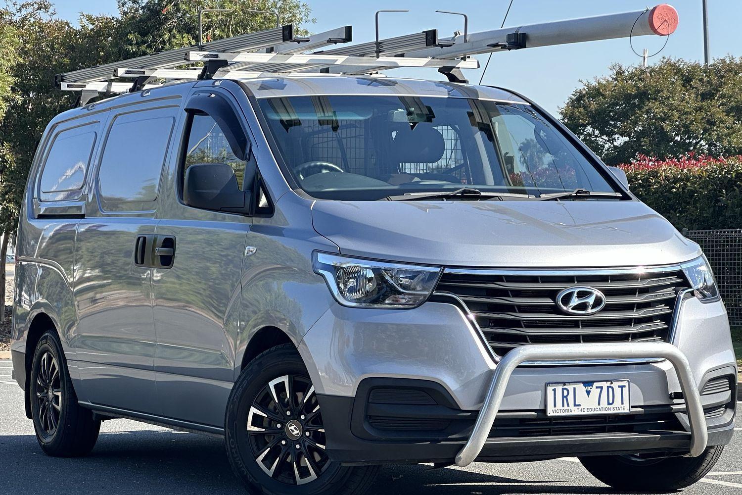 2020 Hyundai iLoad Base in Hyper Metallic P2s