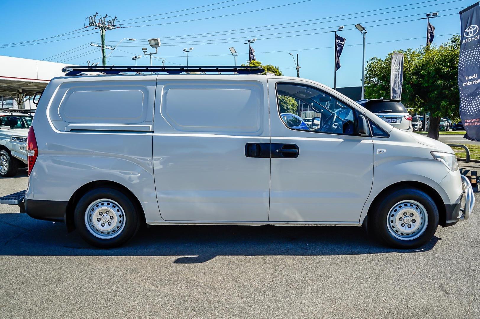 2020 Hyundai iLoad Base in White