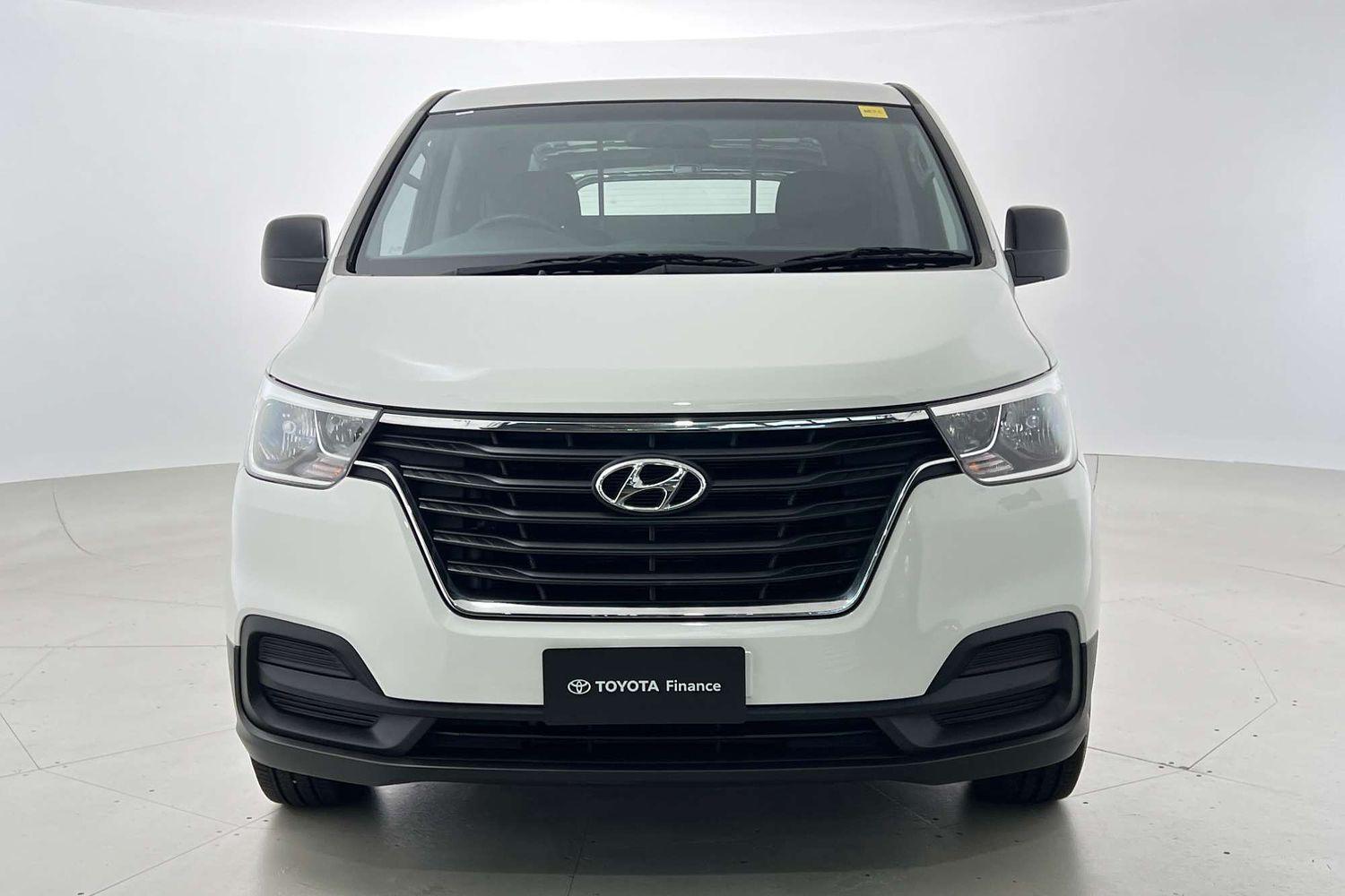 2021 Hyundai iLoad Base in White
