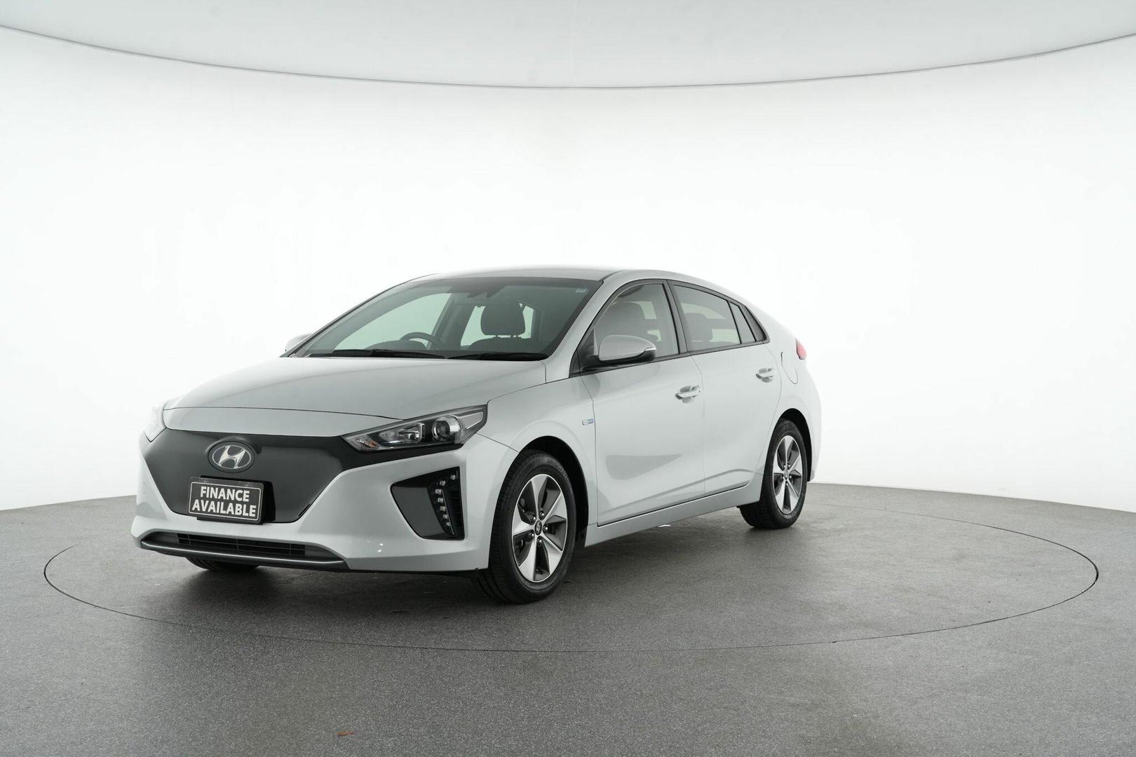 2019 Hyundai IONIQ Electric Elite in Silver