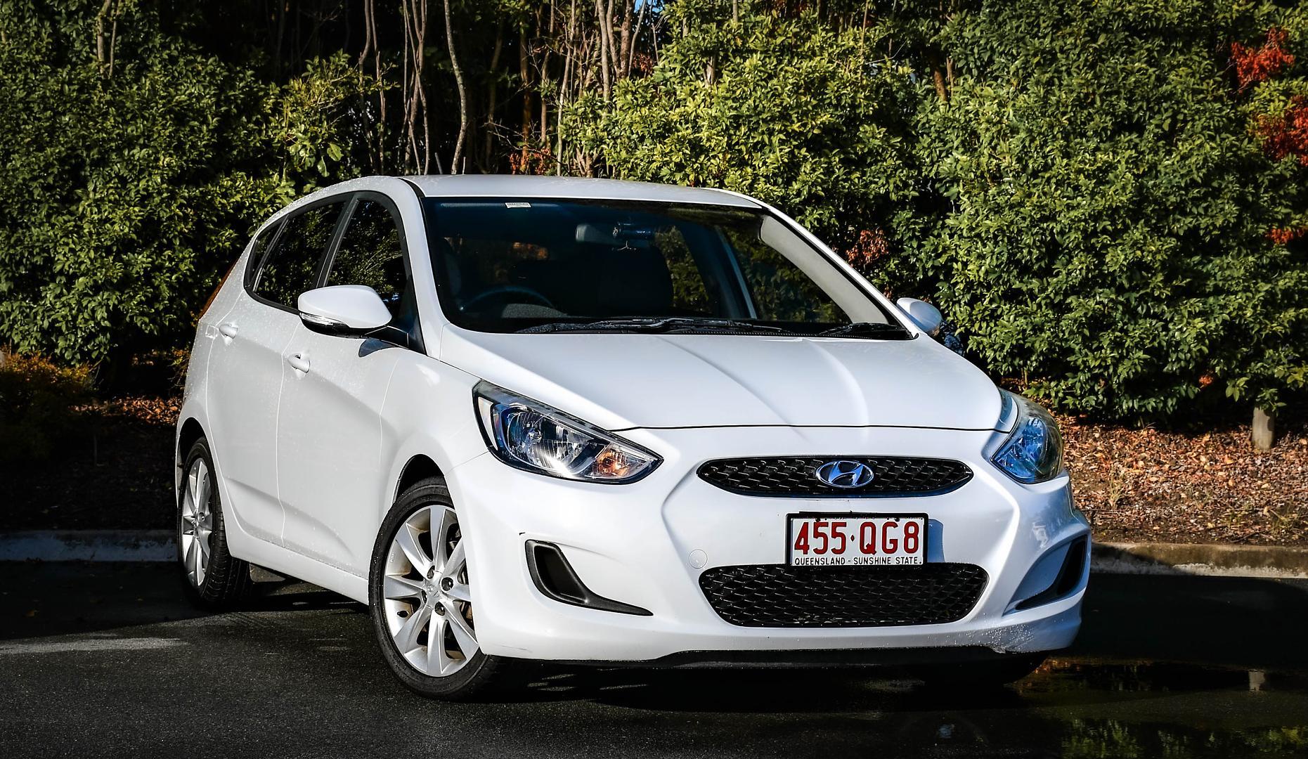 2019 Hyundai Accent Sport in White