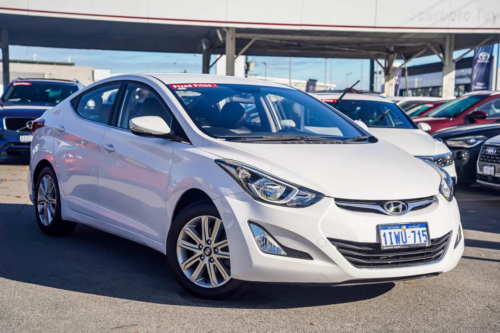 2015 Hyundai Elantra SE in White