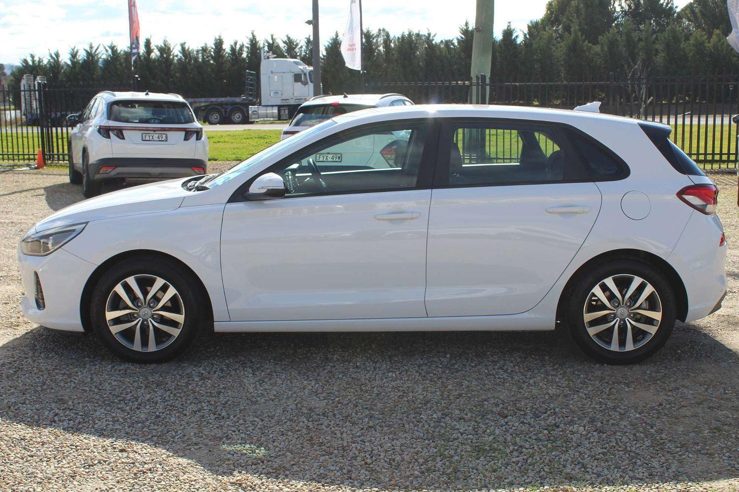 2017 Hyundai i30 Active in White