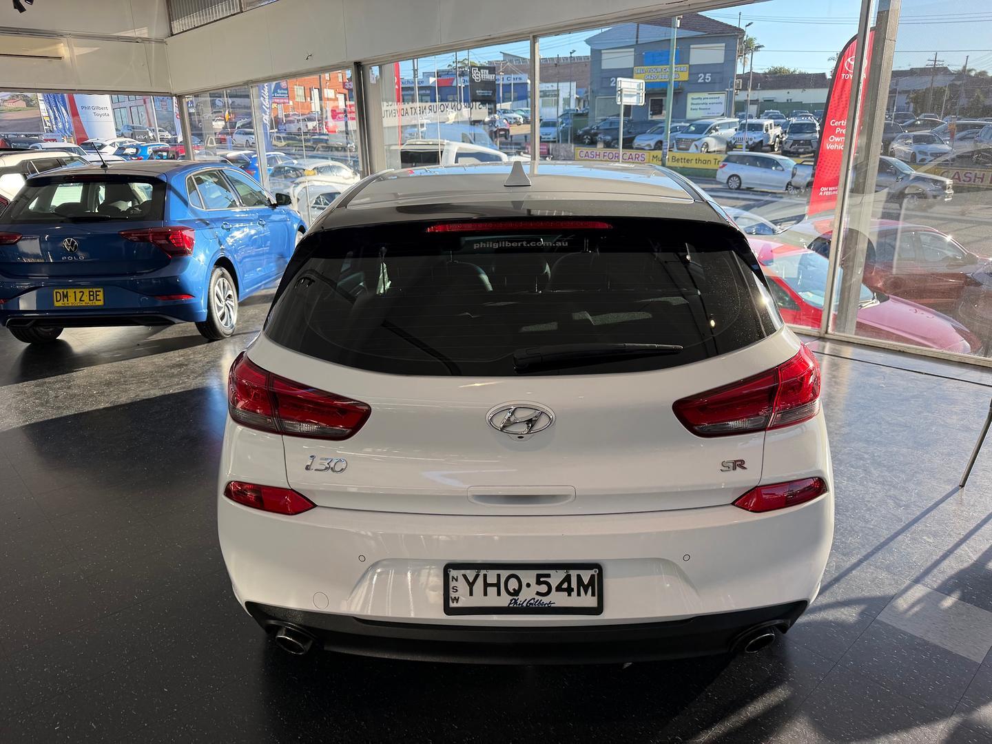 2017 Hyundai i30 SR in White