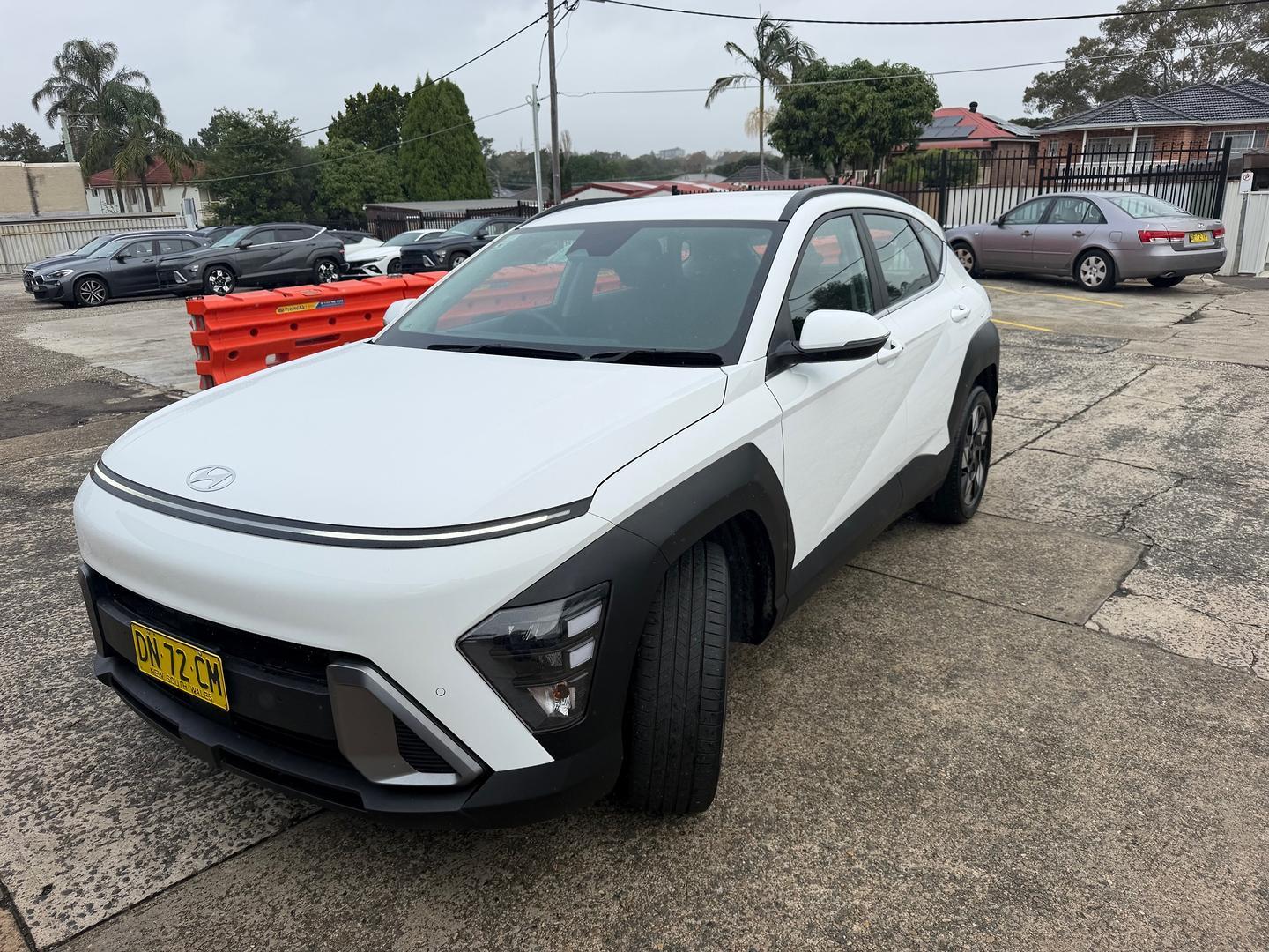 2025 Hyundai Kona Base in Atlas White