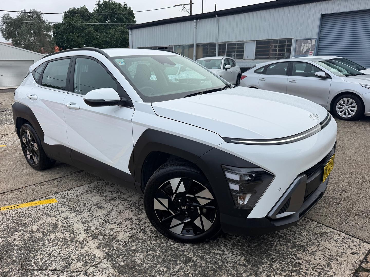 2025 Hyundai Kona Base in Atlas White