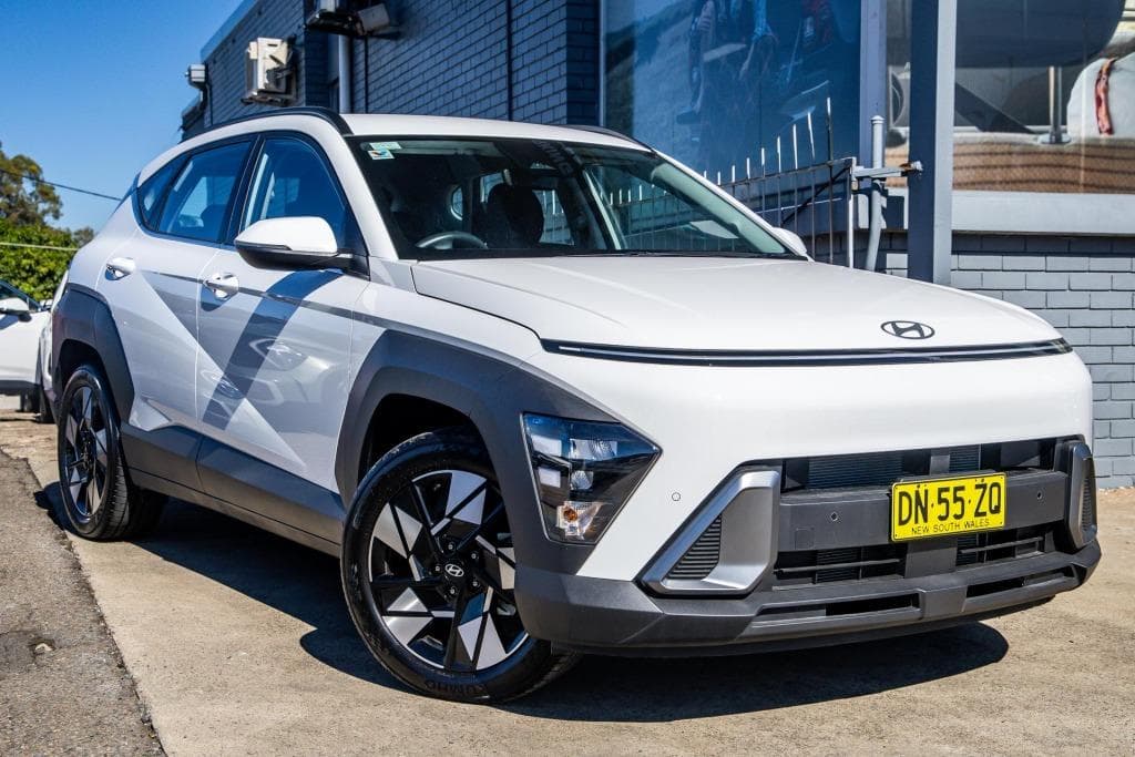 2025 Hyundai Kona Base in Atlas White