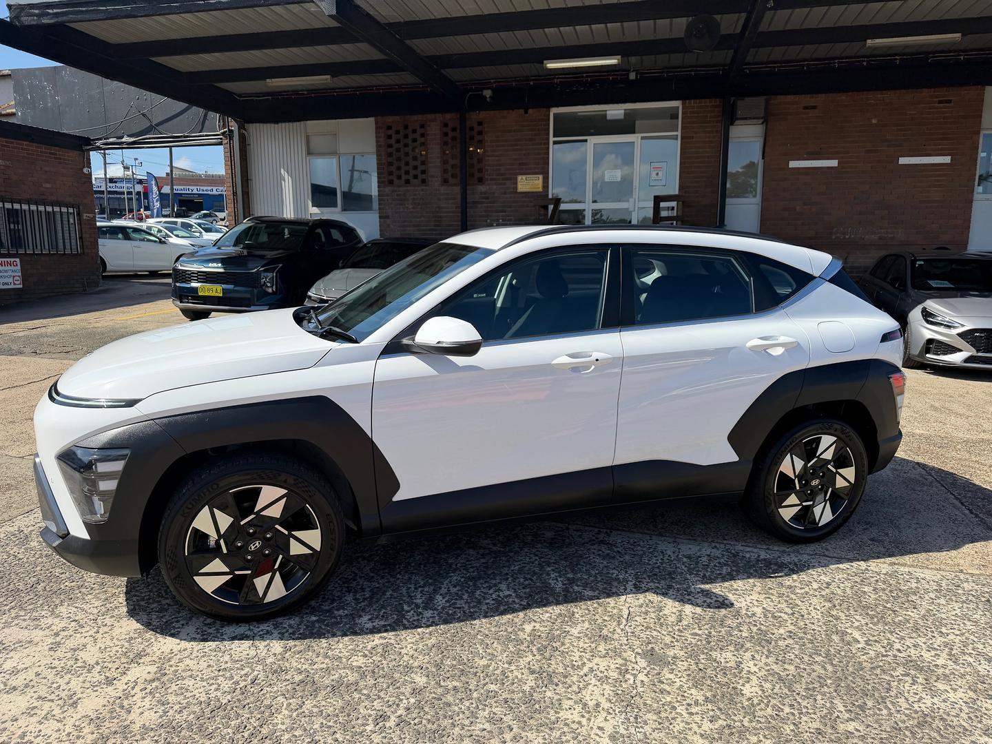 2025 Hyundai Kona Base in Atlas White