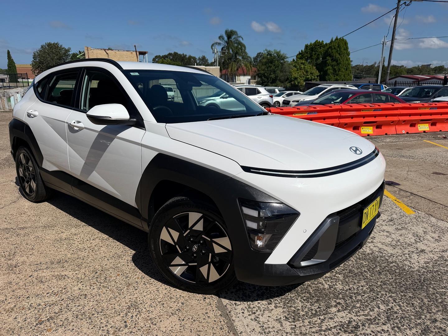 2025 Hyundai Kona Base in Atlas White