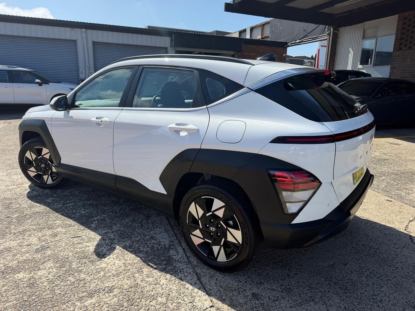 2025 Hyundai Kona Base in Atlas White
