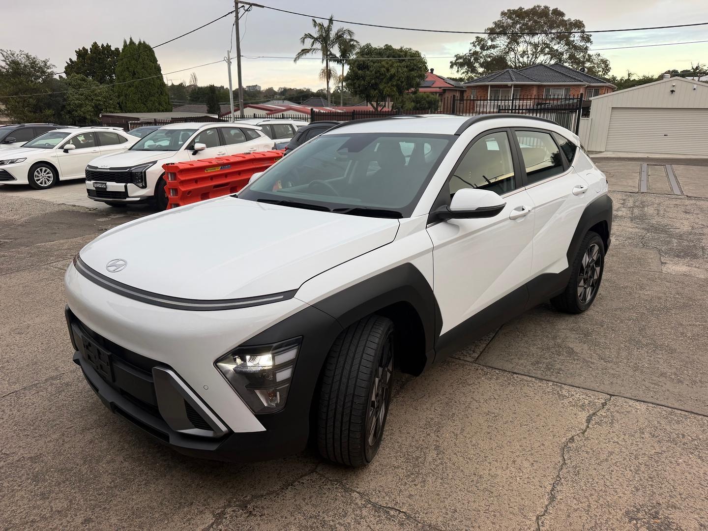 2025 Hyundai Kona Base in Atlas White