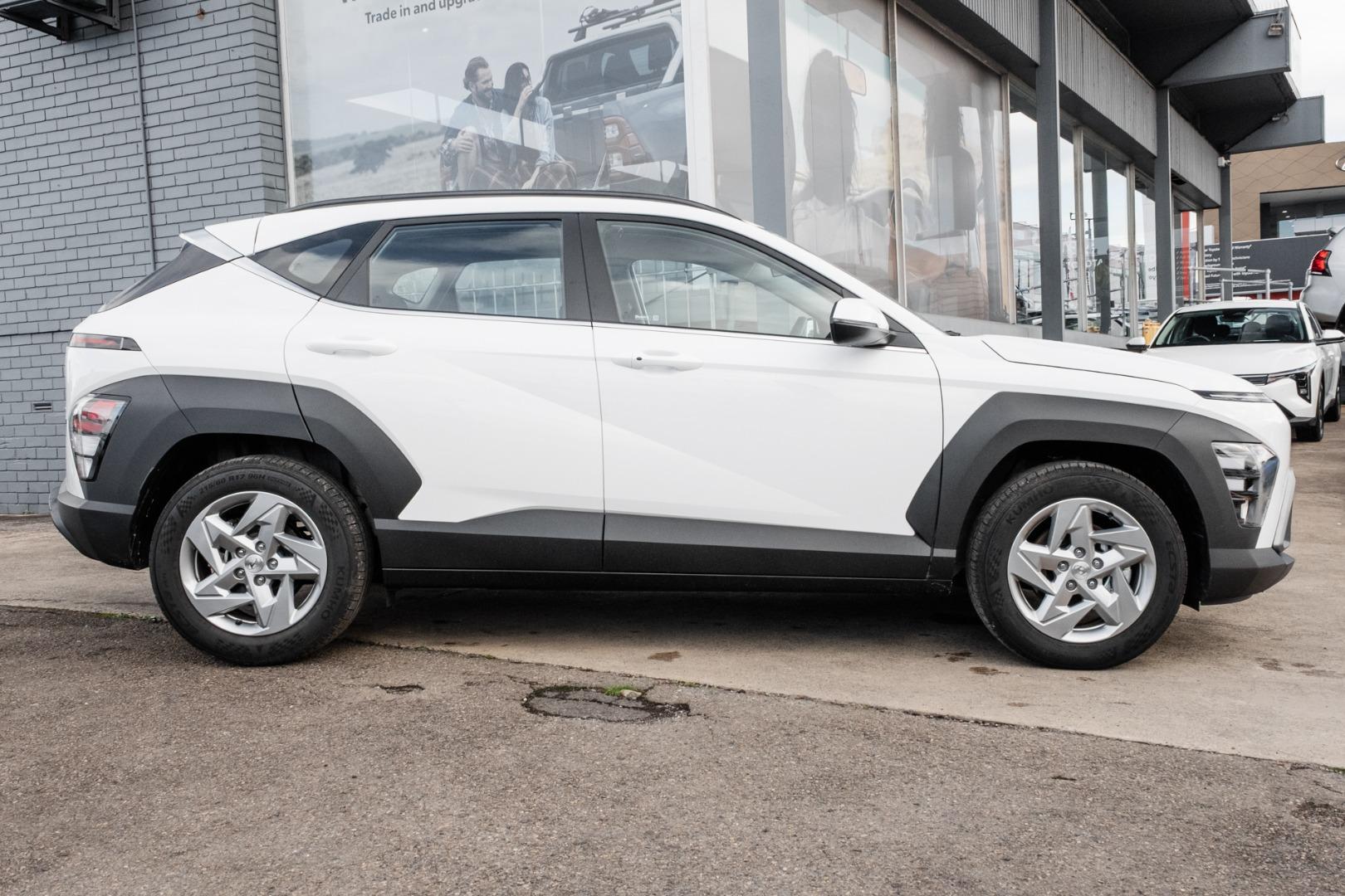 2025 Hyundai Kona Base in Atlas White