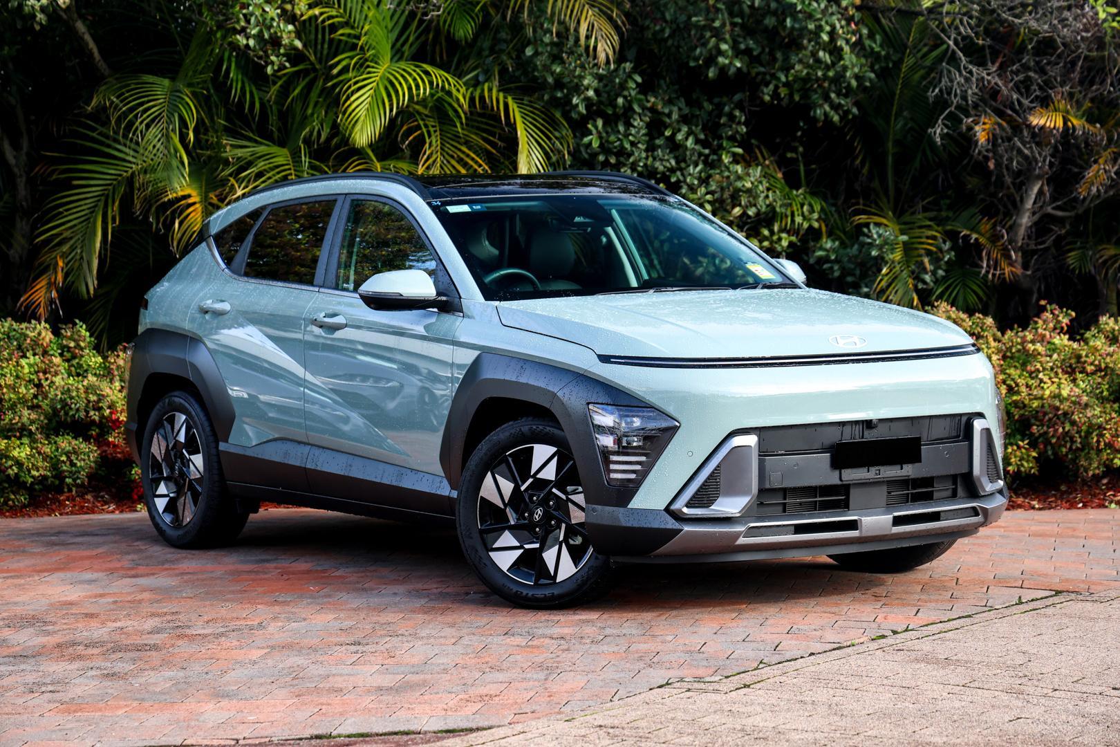 2023 Hyundai Kona Premium in Mirage Green