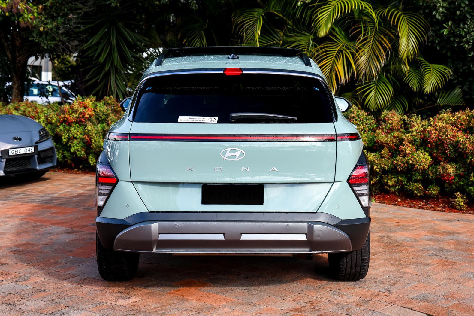 2023 Hyundai Kona Premium in Mirage Green