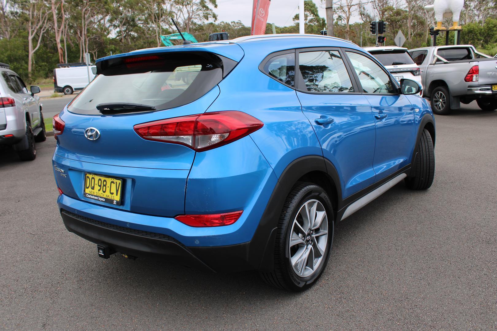 2017 Hyundai Tucson Active X in Blue