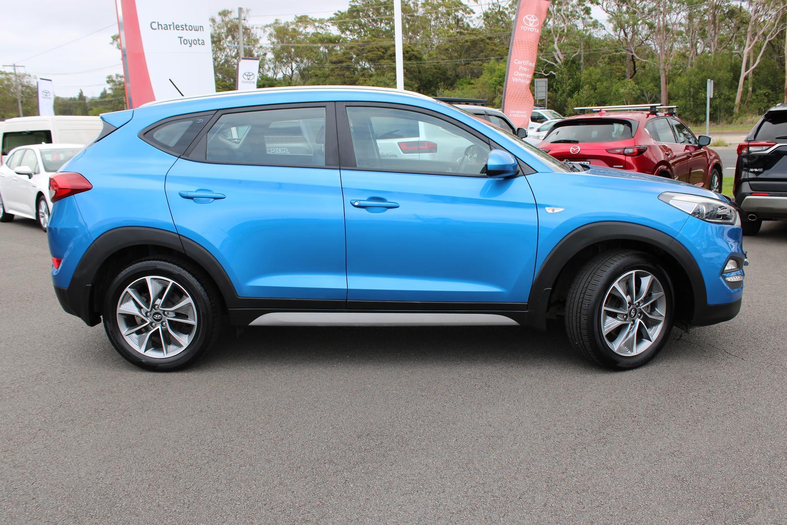 2017 Hyundai Tucson Active X in Blue