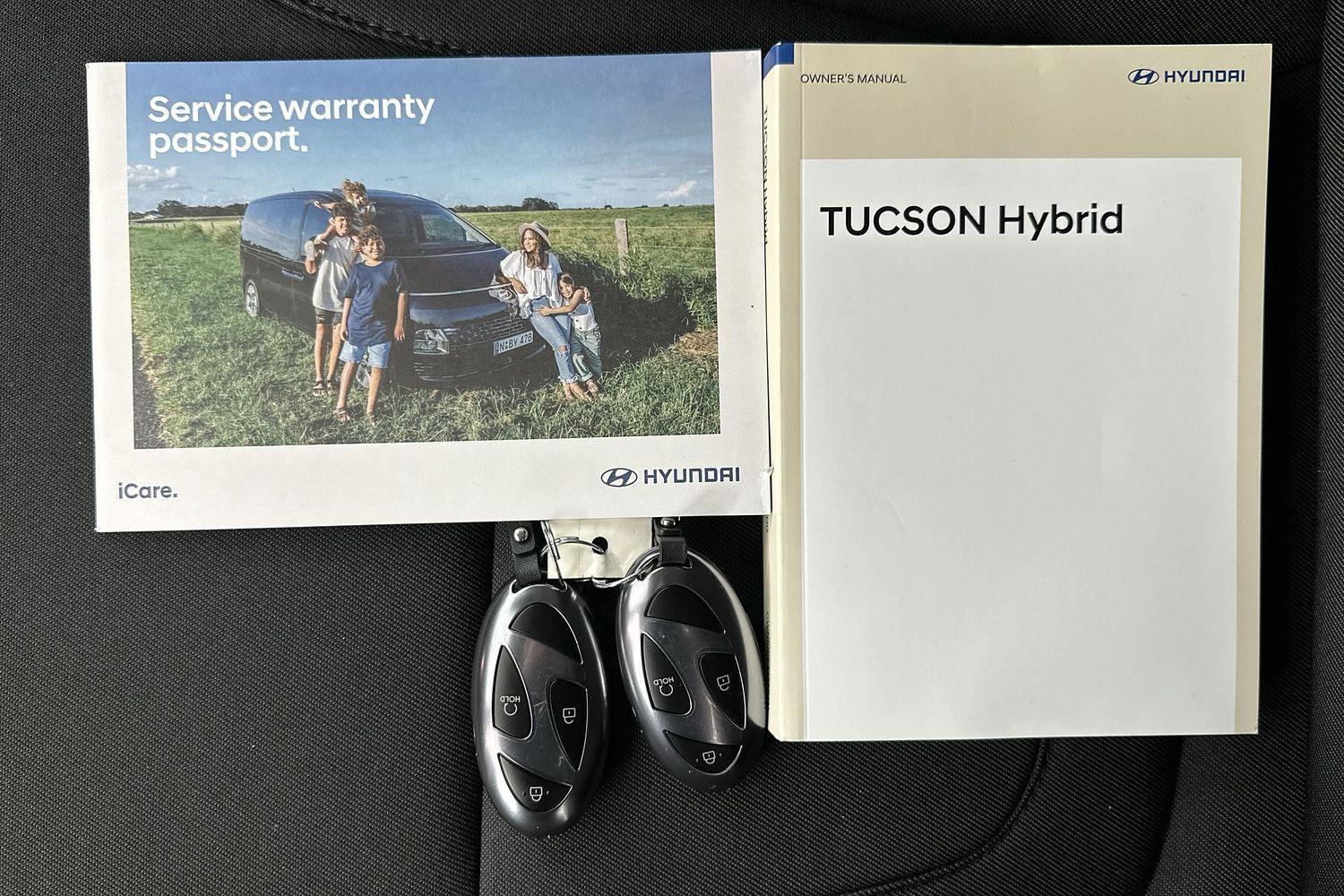 2026 Hyundai Tucson Hybrid in White