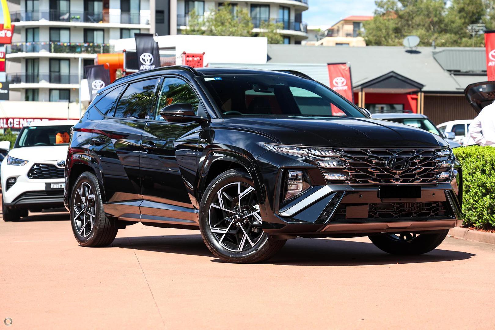 2025 Hyundai Tucson Hybrid Premium N Line in Phantom Black