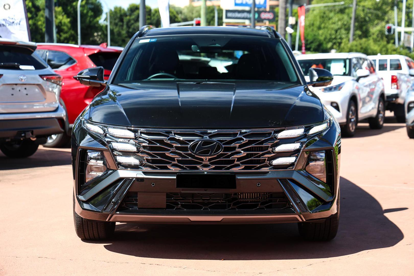 2025 Hyundai Tucson Hybrid Premium N Line in Phantom Black