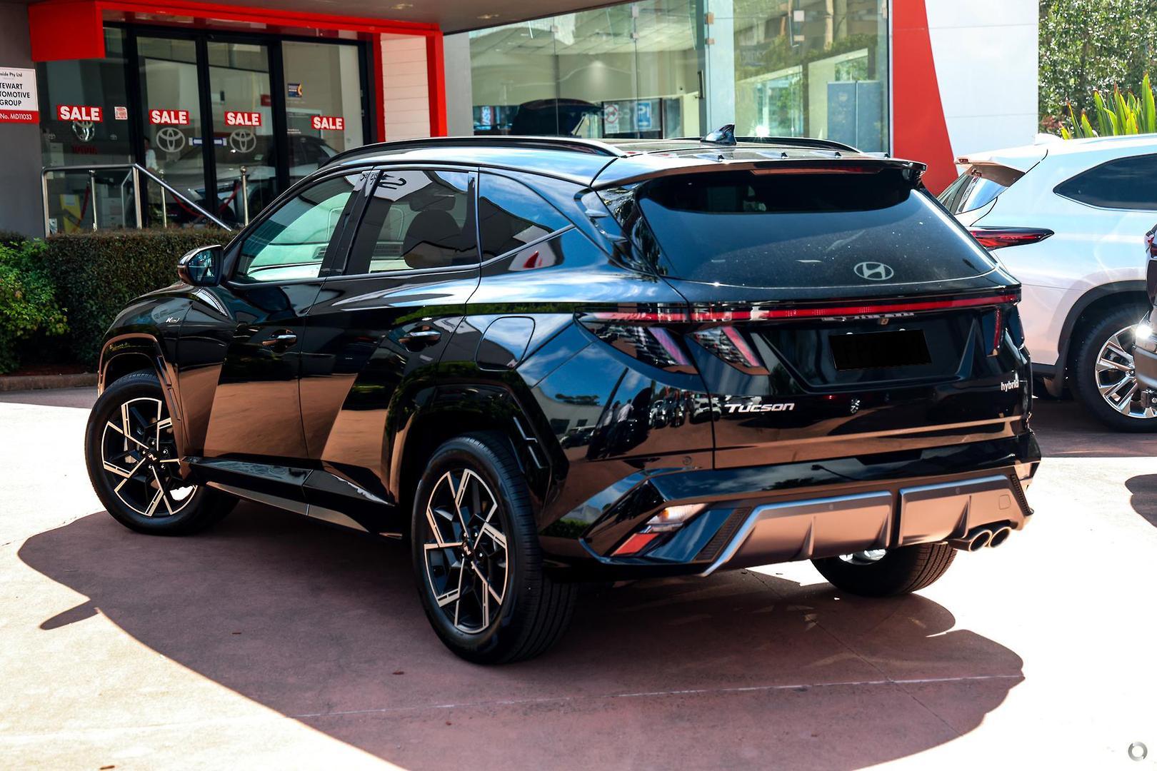 2025 Hyundai Tucson Hybrid Premium N Line in Phantom Black