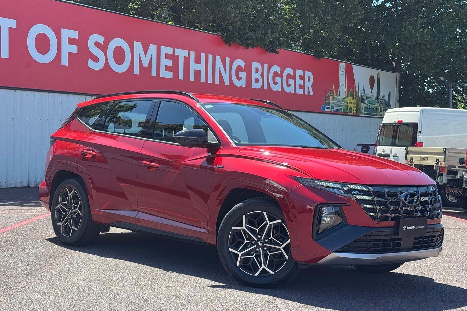 2022 Hyundai Tucson Base in Red