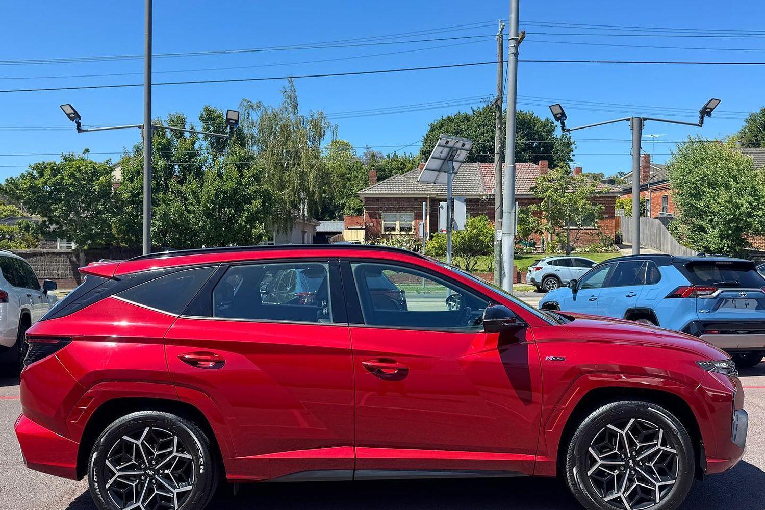 2022 Hyundai Tucson Base in Red