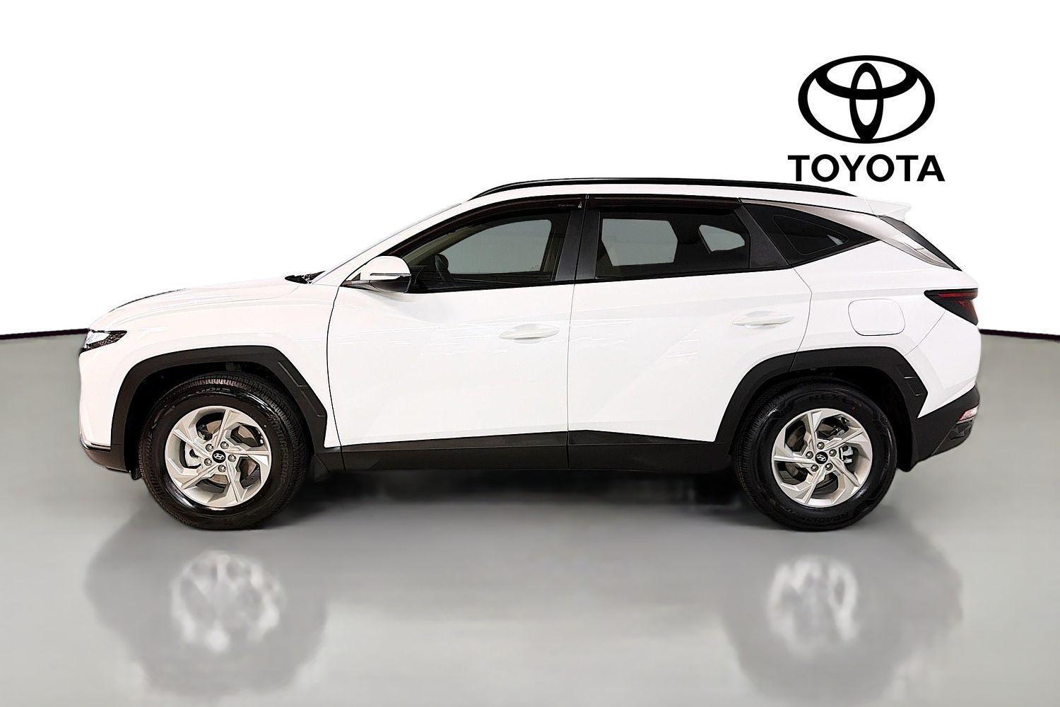 2022 Hyundai Tucson Base in White