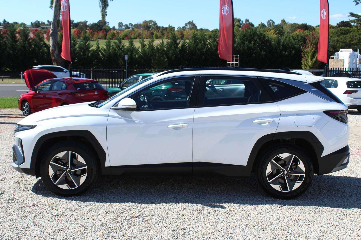 2024 Hyundai Tucson Base in Other