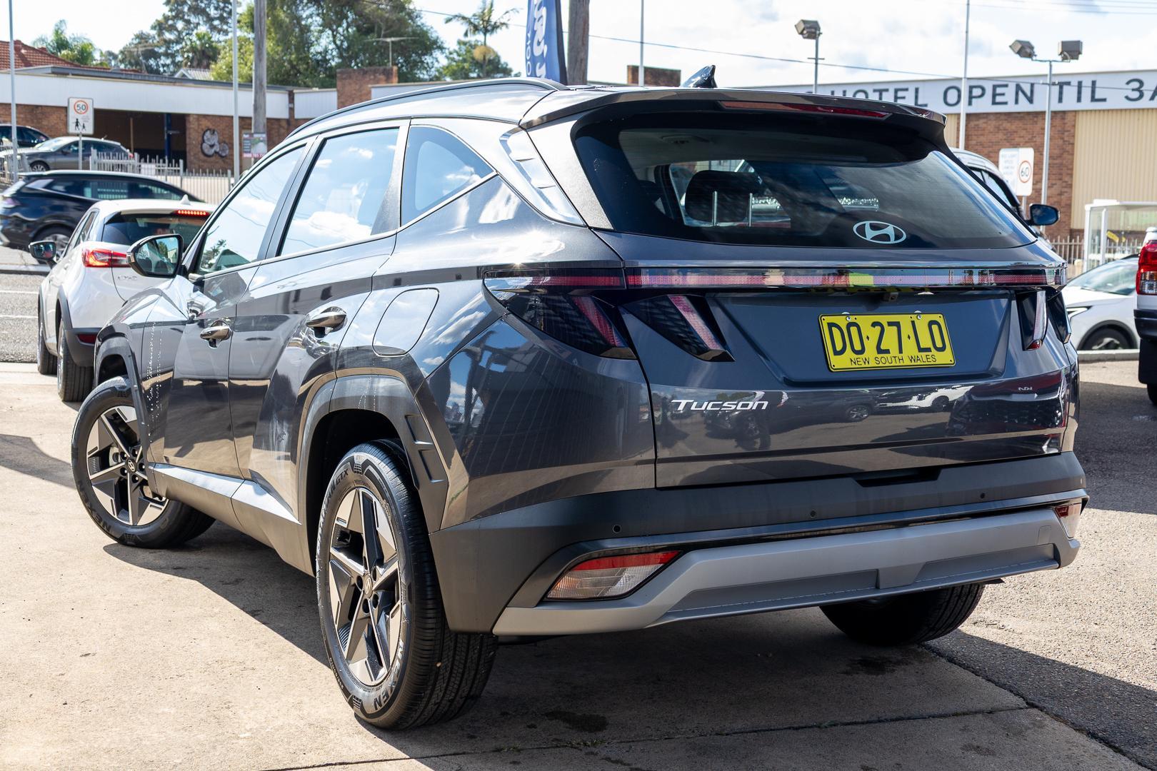 2025 Hyundai Tucson Base in Titan Grey
