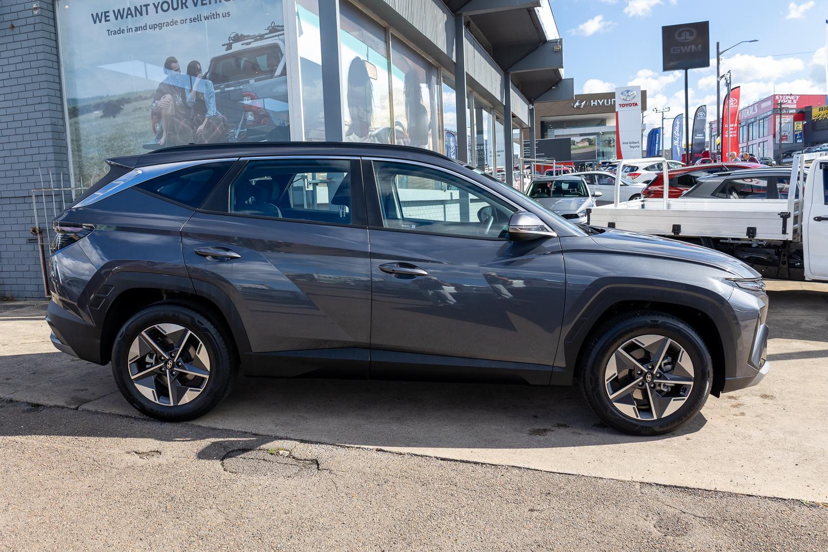 2025 Hyundai Tucson Base in Titan Grey